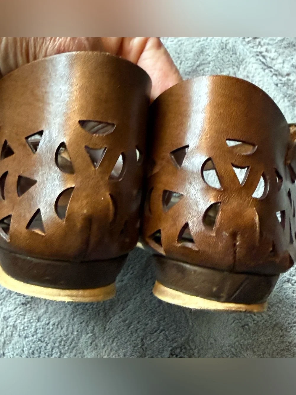 Sundance Brown Laser-Cut Peep-Toe flat Ankle Strap Sandals. 40 made in Italy. - Picture 6 of 16
